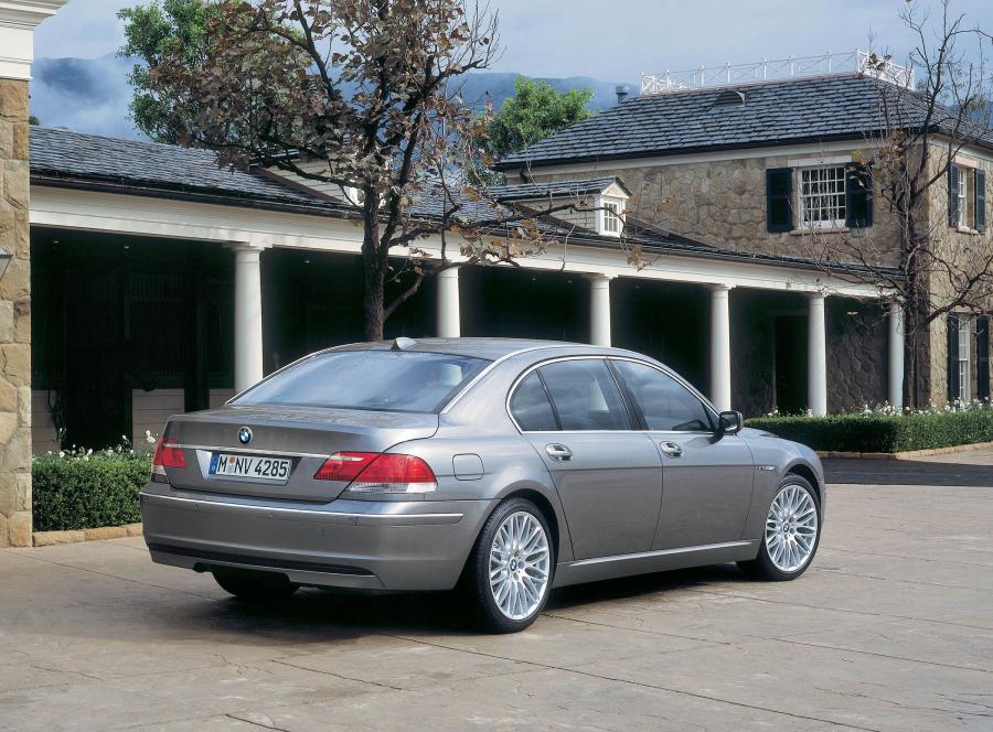  BMW 7-Series L 2006 года  (фото 68 из 89)